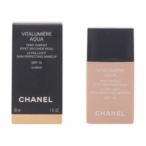 vloeibare make-upbasis Vitalumière Aqua Chanel